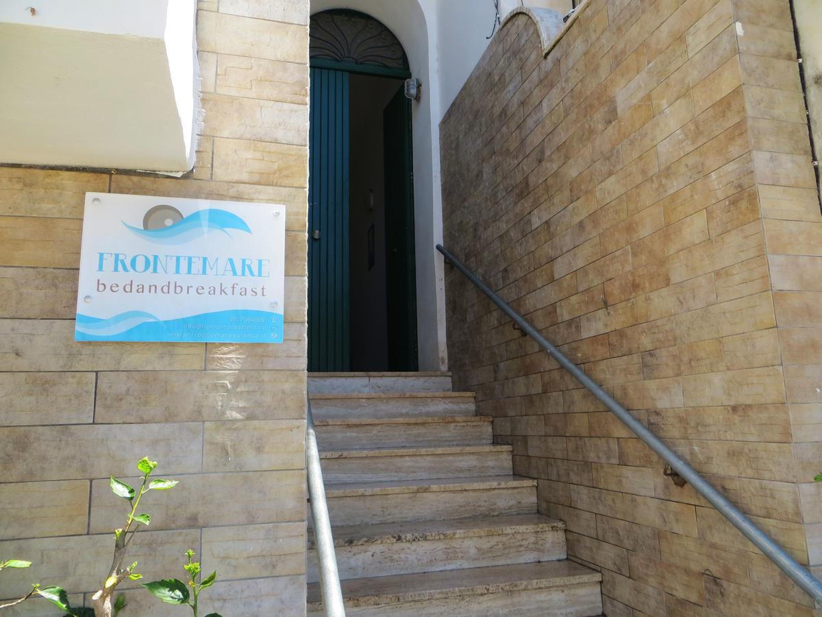 Frontemare Rooms Porto Cesareo Eksteriør billede